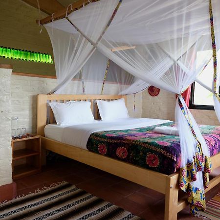 Hyena Hill Lodge Sanga Exteriér fotografie
