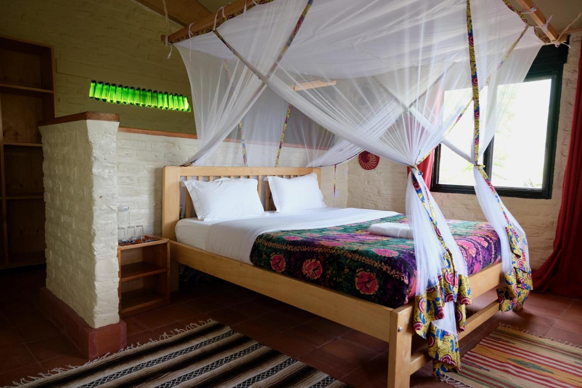 Hyena Hill Lodge Sanga Exteriér fotografie
