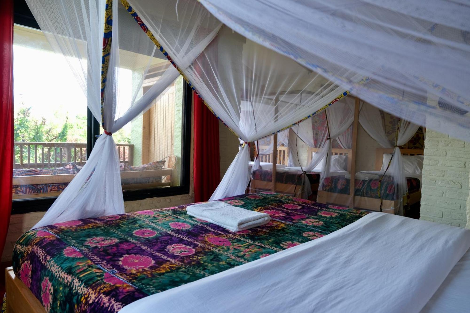 Hyena Hill Lodge Sanga Exteriér fotografie